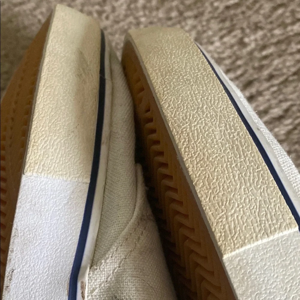 Nike White and Blue Women's Sneakers - Picture 6 of 9